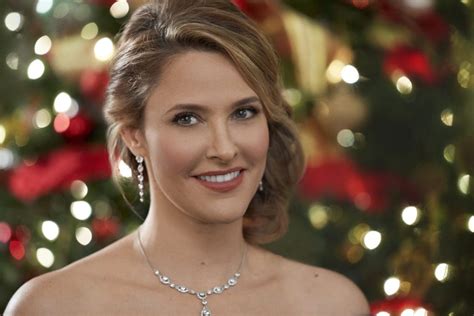 Jill Wagner Bio, Age, Height, Husband, Baby, CBS, Net Worth